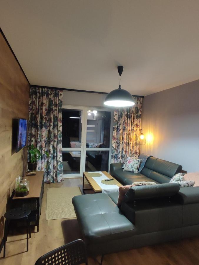 Lux Apartament Odkryj - Bieszczady Ustrzyki Dolne Ngoại thất bức ảnh